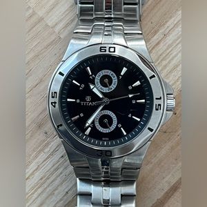 Titan Men’s Watch Black Dial Day Date Dials Stainless Bracelet